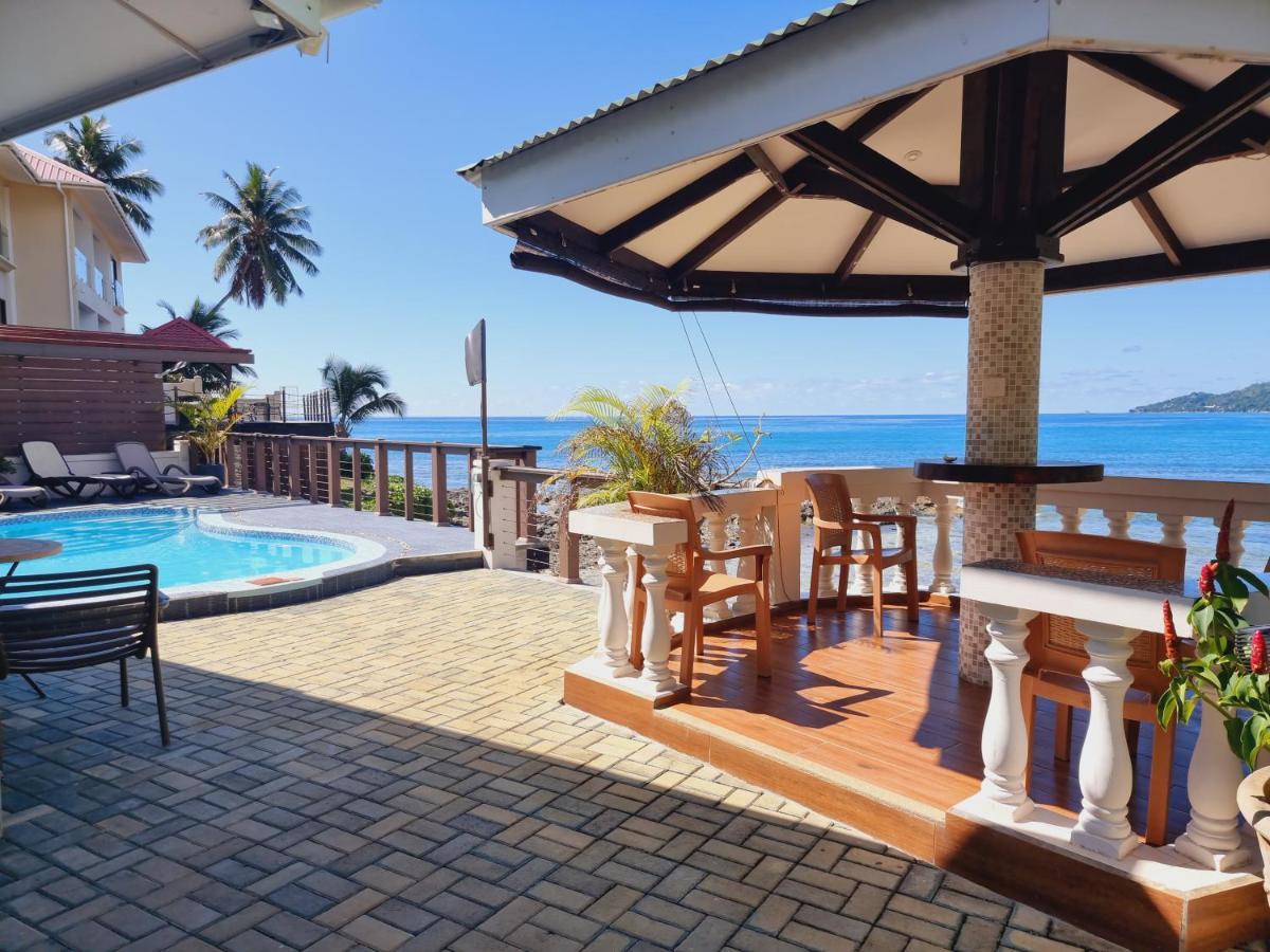 Drake Seaside Studio Apartments Bel Ombre Dış mekan fotoğraf