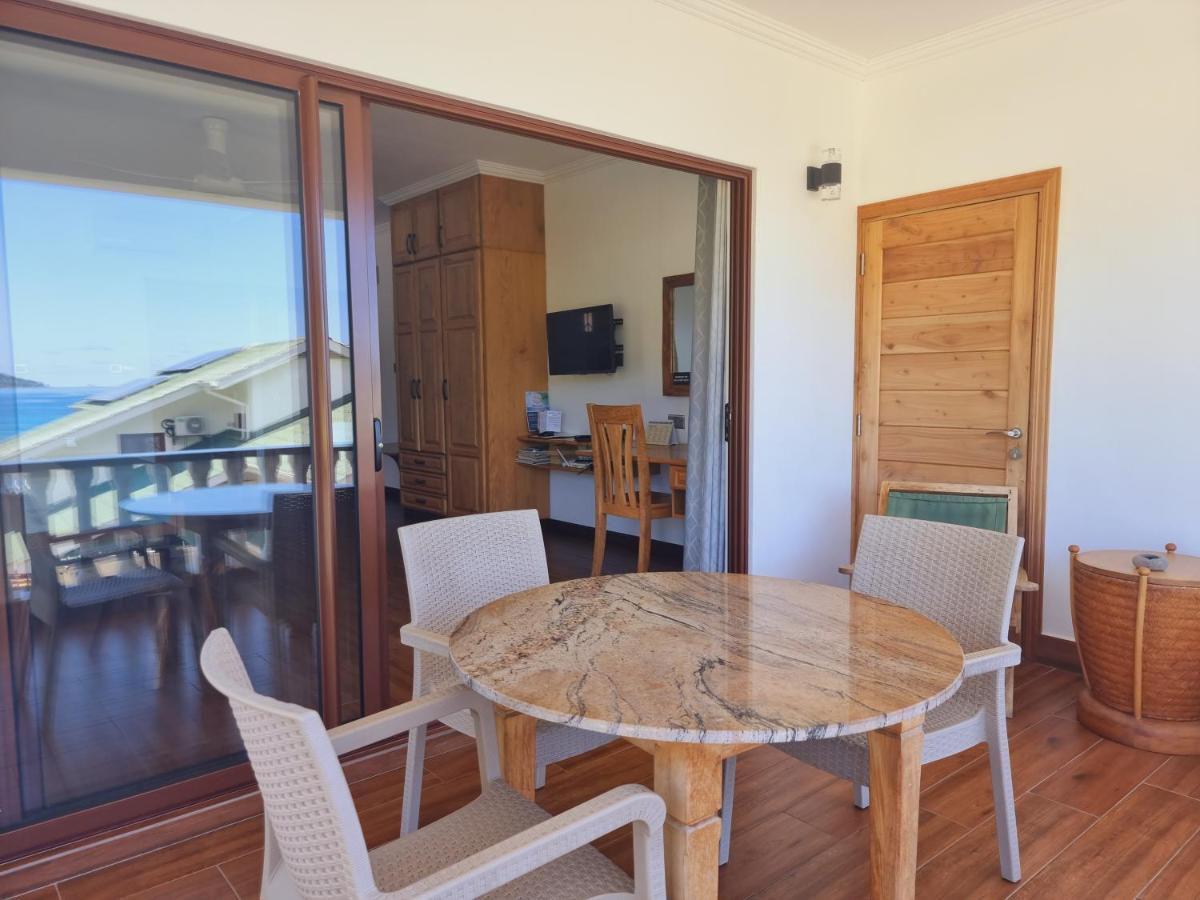 Drake Seaside Studio Apartments Bel Ombre Dış mekan fotoğraf