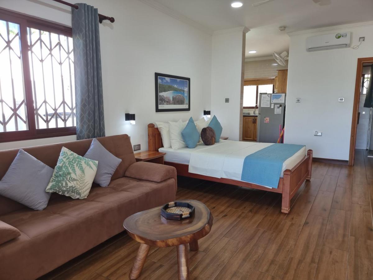 Drake Seaside Studio Apartments Bel Ombre Dış mekan fotoğraf