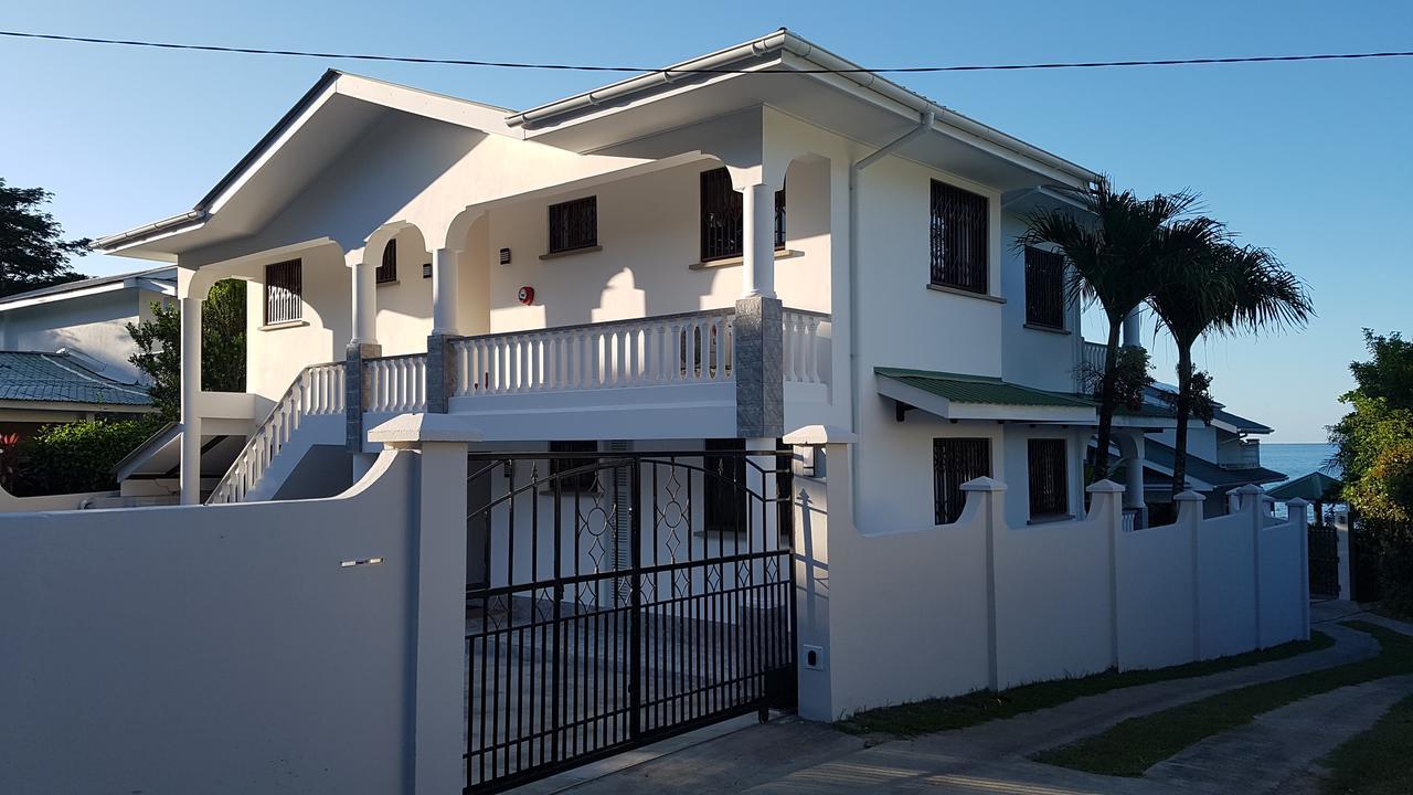 Drake Seaside Studio Apartments Bel Ombre Dış mekan fotoğraf