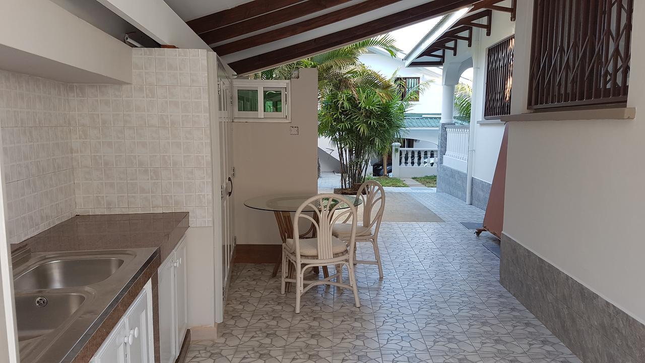 Drake Seaside Studio Apartments Bel Ombre Dış mekan fotoğraf